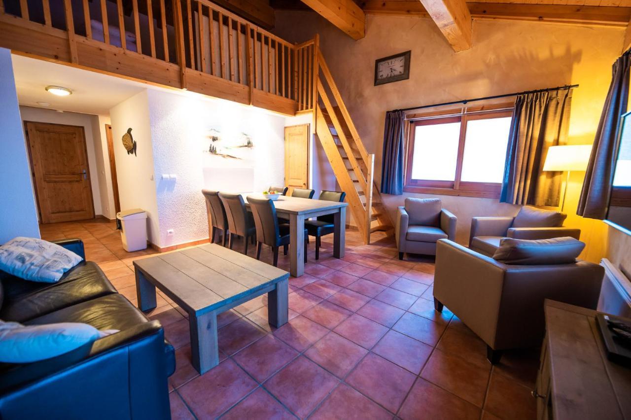 Parc Madeleine - Chalets Saint-Francois-Longchamp Exterior photo